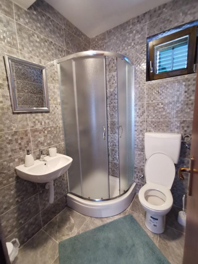 Kuca Za Odmor Obitelji Pedisic Banj Exterior foto